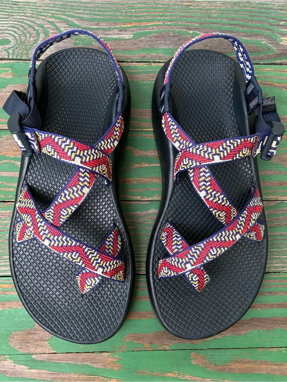 Chaco Womens Z/2 Classic Sandals Sz 9 Red Navy Yellow Strappy Summer Vacation